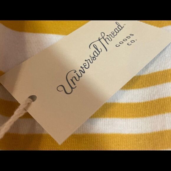 - NWT Women’s Universal Threads Camisole XS - Picture 7 of 8